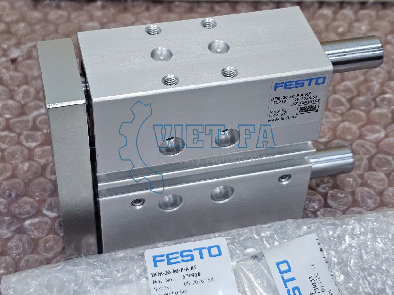 Xi lanh khí nén Festo DFM-20-40-P-A-KF 170918 3 Festo DFM-20-40-P-A-KF