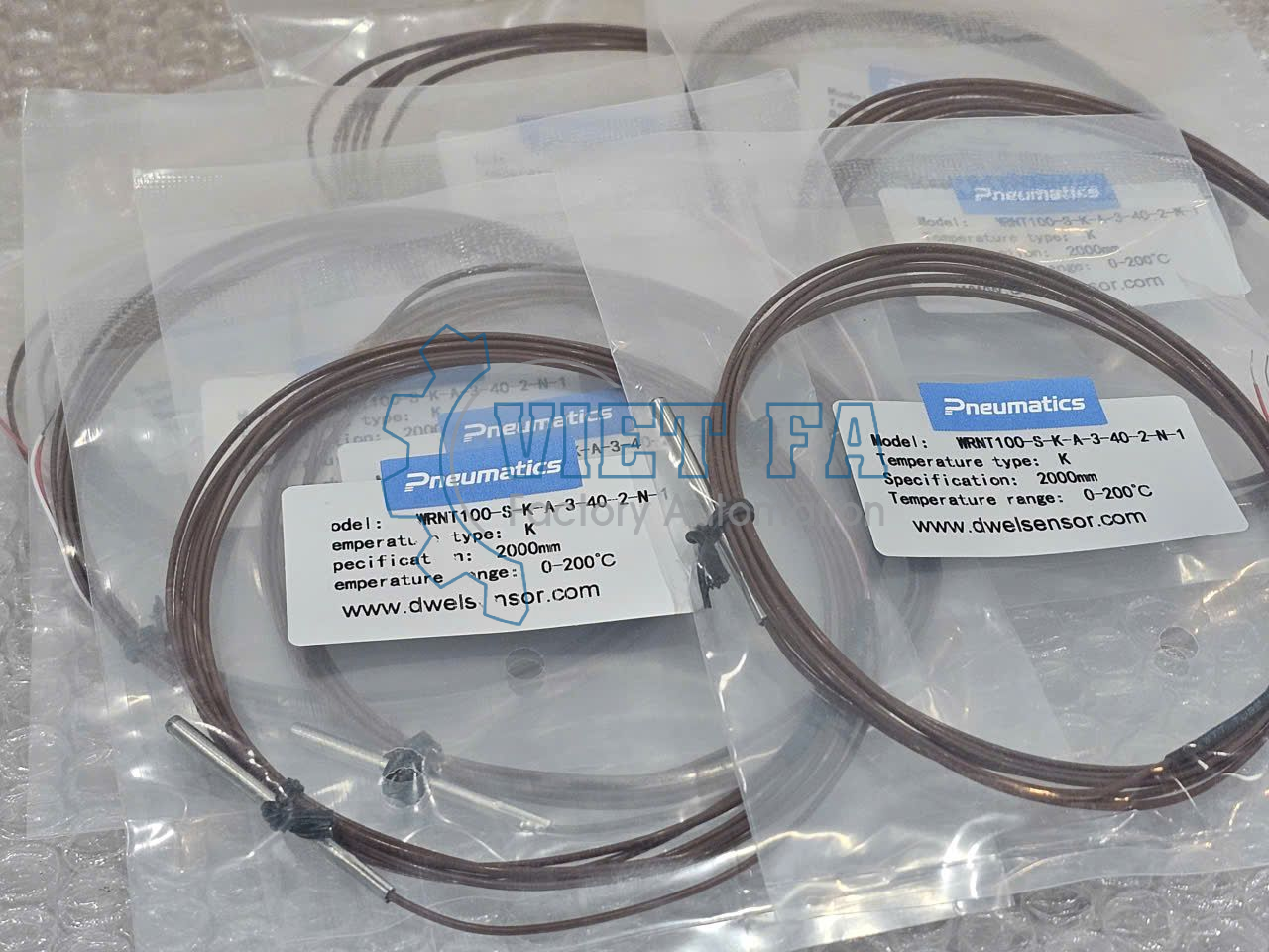 Cảm biến nhiệt độ DWEL WRNT100-S-K-A-3-40-2-N-1 1 DWEL WRNT100-S-K-A-3-40-2-N-1